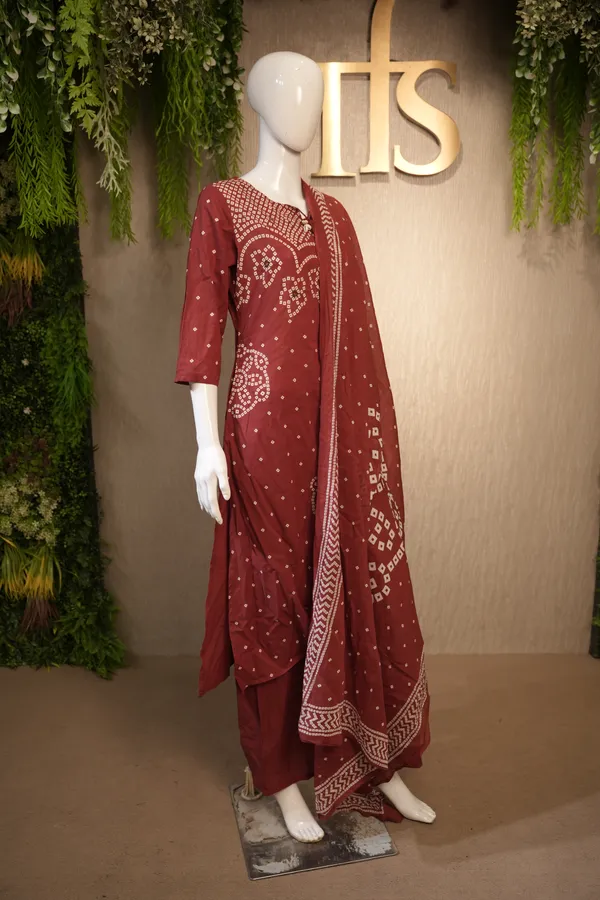 Maroon_Cotton_Bandhani_Suit_With_Bandhani_Printed_Dupatta_For_Women