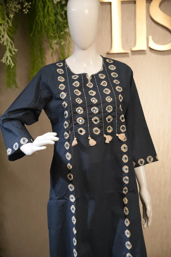 Navy_Blue_Cotton_Printed_Suit_With_Mirror_Work_Dupatta_For_Women