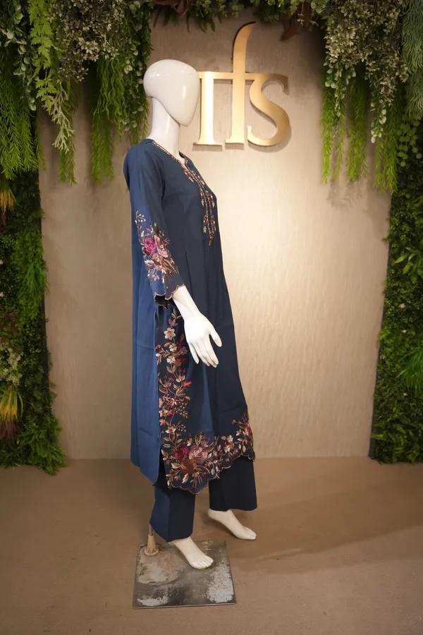 Royal_Blue_Cotton_Suit_With_Dupatta_For_Women
