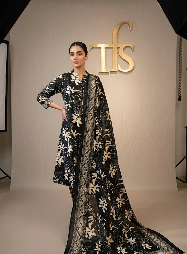 Black_Cotton_Suit_For_Women