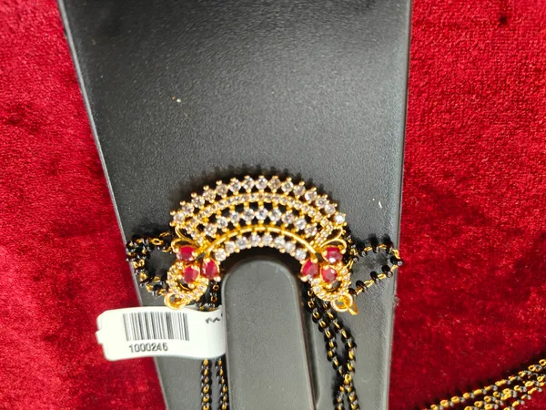 Golden_Peacock_Design_Mangalsutra_Necklace_for_Women
