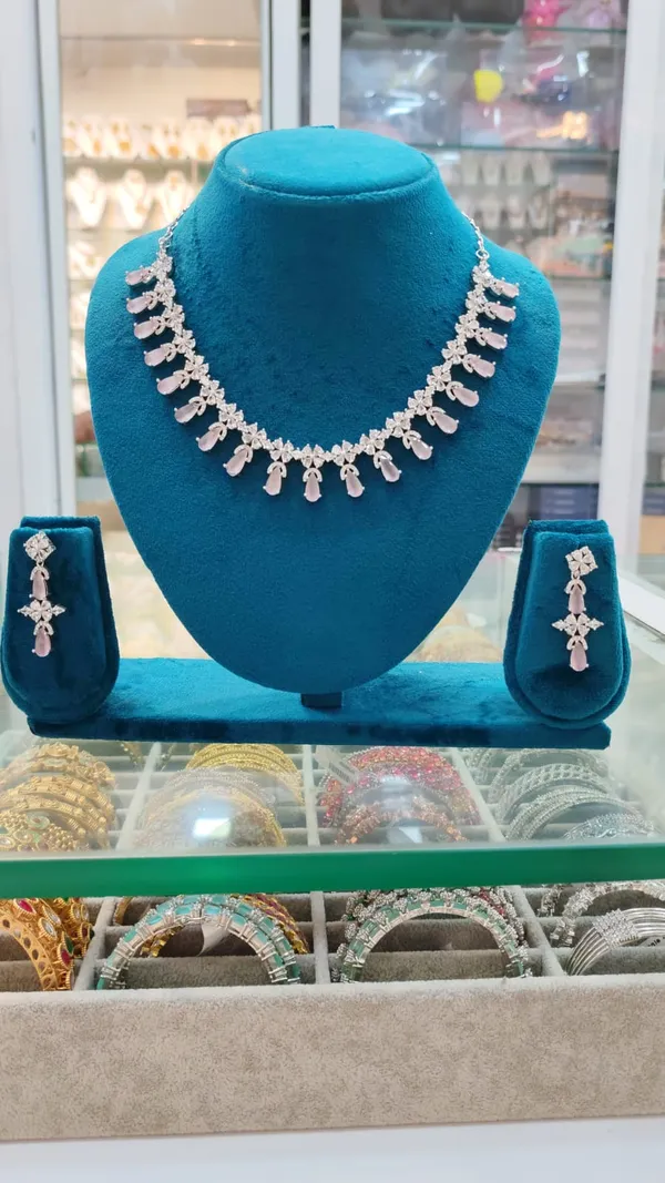Silver_Crystal_Stone_Choker_Necklace_Set_with_earring_for_Women