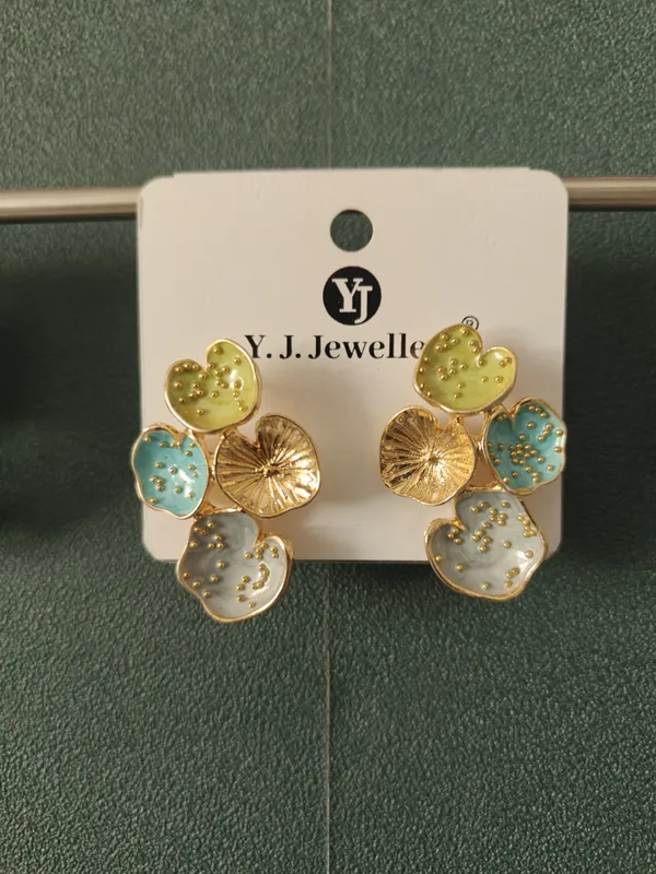 Golden_Floral_Cluster_Earrings_with_Multicolor_Enamel_Detailing