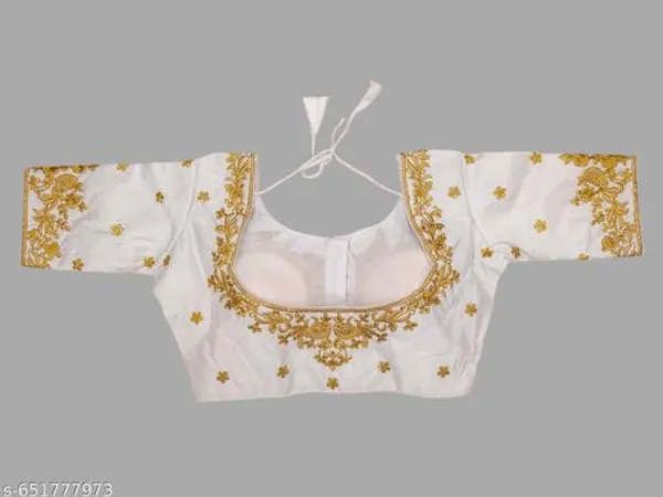 Latest_Gracefu_Stylish_Phantom_Silk_Blouse_Design_For_Womans