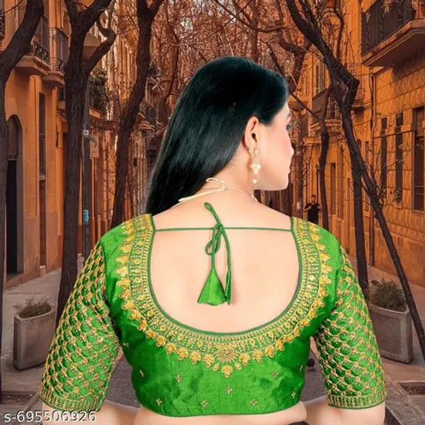 Latest_And_Graceful_Phantom_Woman_Embroidery_Blouse_Unique_Design_Blouse_Top_Quality_Blouse_Design