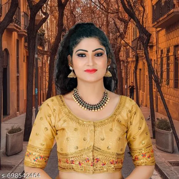 Latest_And_Graceful_Blouse_Design_Unique_Blouse