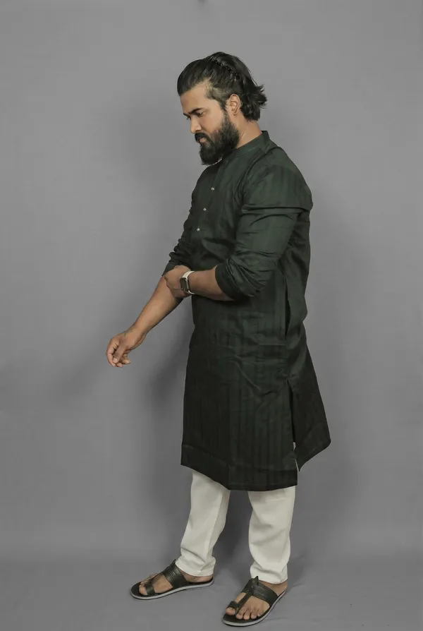 Obsidian_Night_Black_Kurta