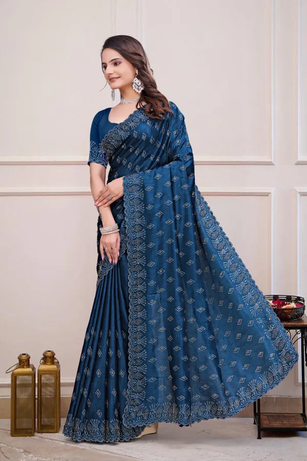 Navy_Blue_Chiffon_Geometric_Print_Saree_For_Women