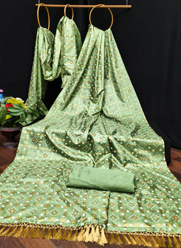 Green_Chiffon_Bandhani_Printed_Saree_For_Women