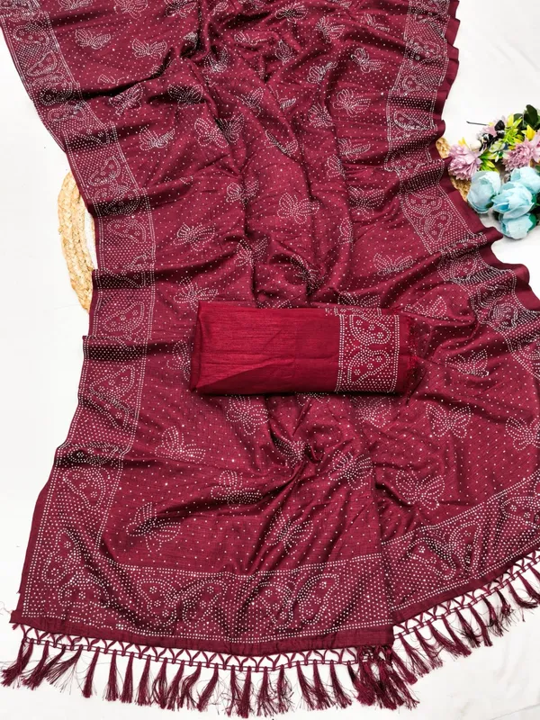 Maroon_Chiffon_Bandhani_Print_Saree_For_Women