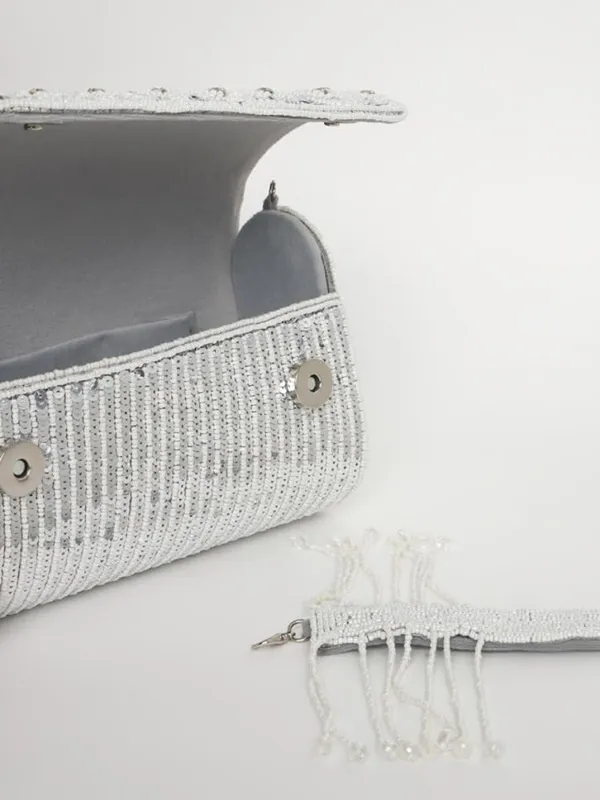 Silver_Silk_Pearl_Embroidered_Handbag_For_Women