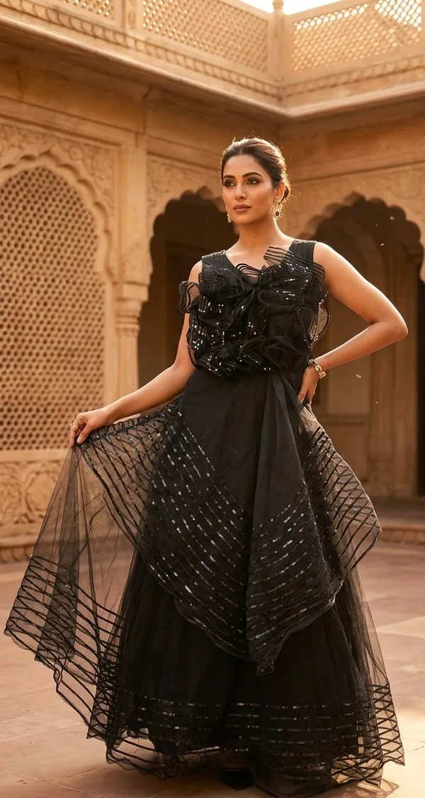 Black_Rose_Tulle_Heavy_Gown