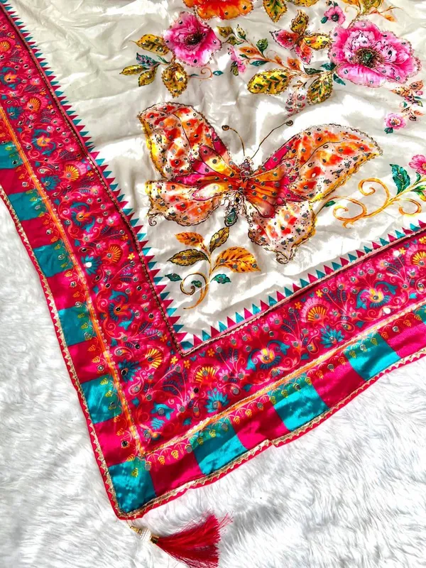 Ivory_Butterfly_Garden_Chinon_Silk_Saree_with_Mirror_work_&_Blouse_Piece