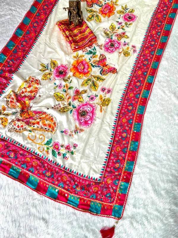 Ivory_Butterfly_Garden_Chinon_Silk_Saree_with_Mirror_work_&_Blouse_Piece