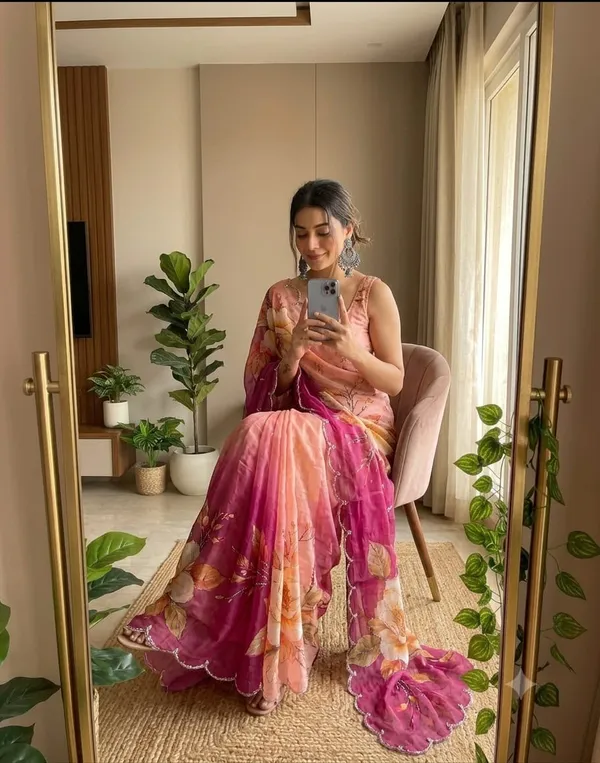Magenta_Bloom_Chinon_Silk_Khatli_Saree_with_Hand_work_&_Blouse_Piece
