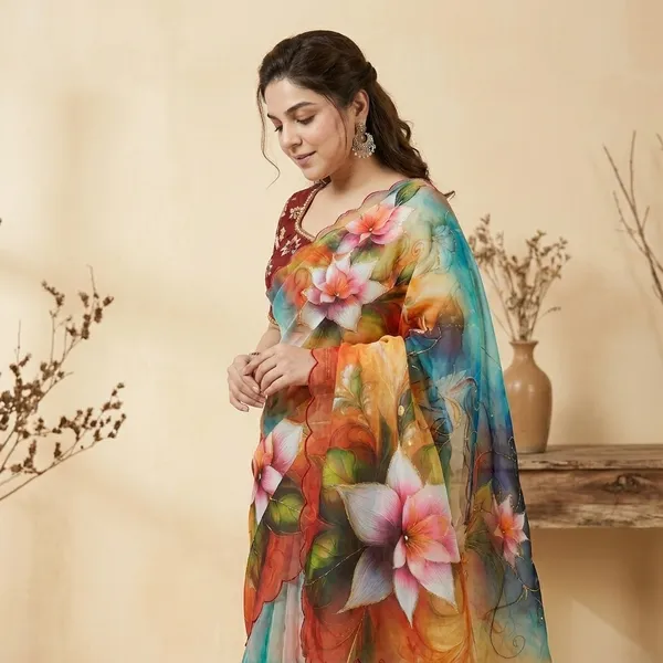 Sunset_Ombre_Floral_Georgette_Saree_With_Delicate_Hand_Work_&_Blouse_Piece
