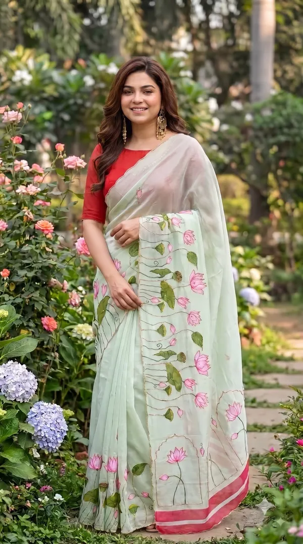 Pista_Kamal_Digital_Print_Khatli_Handwork_Saree_With_Heavy_Border_&_Blouse_Piece