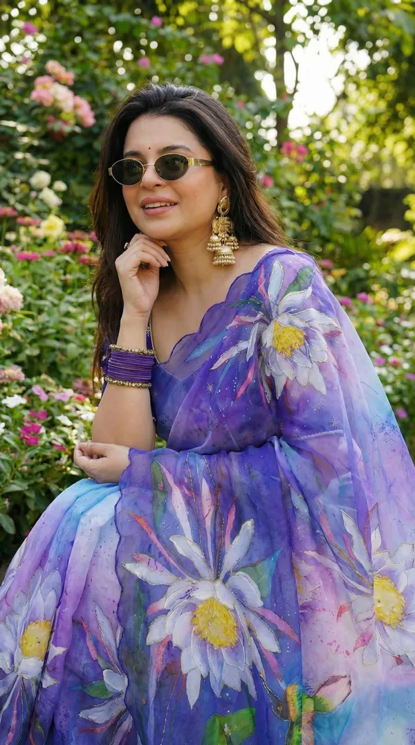 Indigo_Purple_Floral_Georgette_Saree_With_Delicate_Hand_Work_&_Blouse_Piece