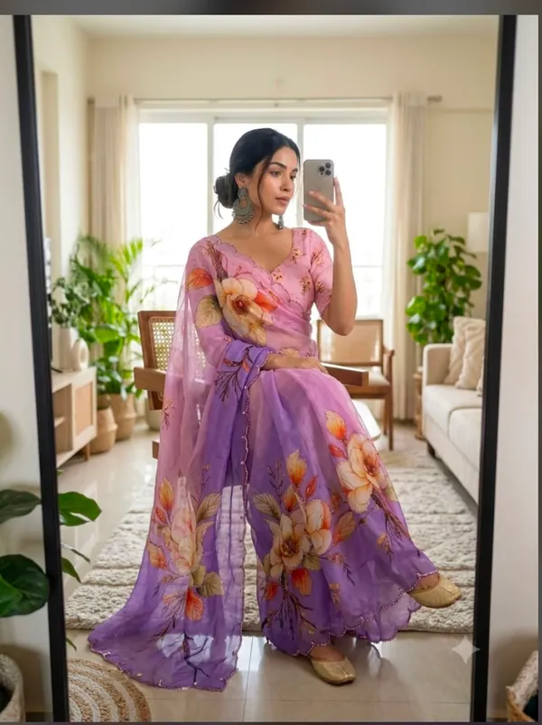 Lilac_Bloom_Chinon_Silk_Khatli_Saree_with_Hand_work_&_Blouse_Piece