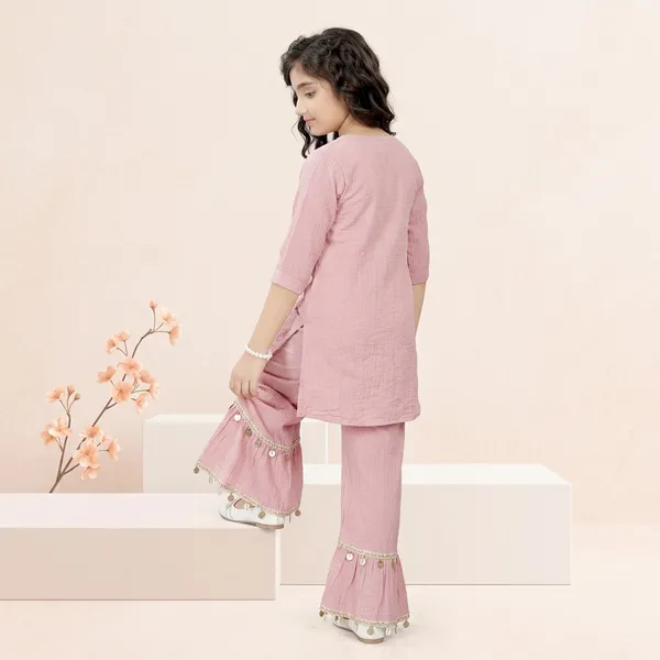Peach_Embroidered_Relaxed_Kurta_Palazzo_Set_For_Girls