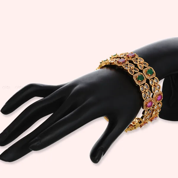 Gold_Tone_Antique_Finish_Kundan_Bangle_Set