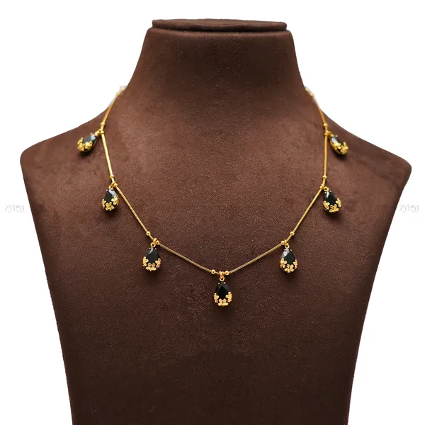 Gold_Tone_Black_Stone_Teardrop_Charm_Necklace_For_Women