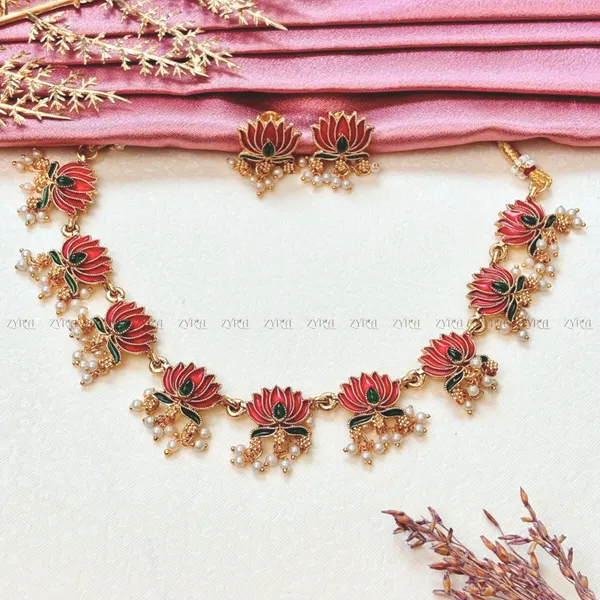 Gold_Plated_Copper_Floral_Pearl_Necklace_Set_With_Push_Back_Earrings