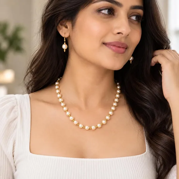 Classic_Pearl_Necklace_Set_With_Earrings_Gold_Plated_Chain_Stylish_Moti_Mala_Jewellery_Set_Elegant_Gift_