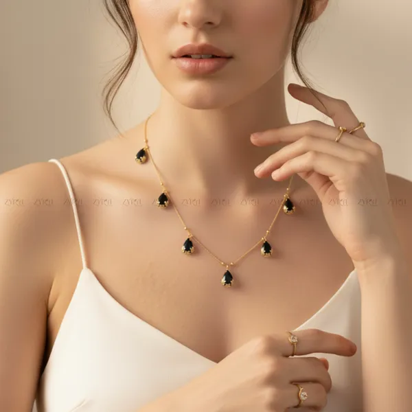Gold_Tone_Black_Stone_Teardrop_Charm_Necklace_For_Women