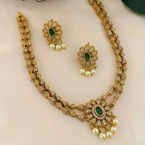 Gold_Plated_Double_Layer_Zircon_Choker_Necklace_Set_With_Earrings_(Green)