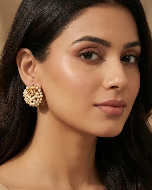 Antique_Gold_Plated_Artificial_Pearl_Cluster_Stud_Earrings
