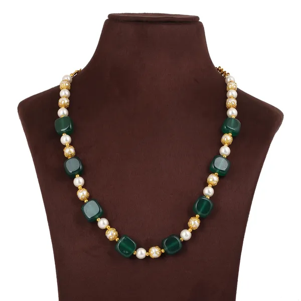 Green_Stone_Pearl_Gold_Chain_Necklace_For_Women