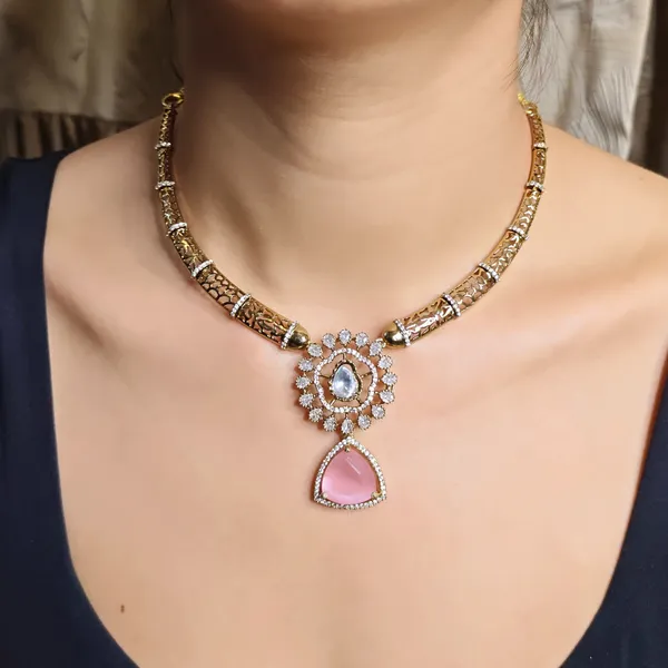 Antique_Gold_Moissanite_Pink_Stone_Necklace_Set_For_Women
