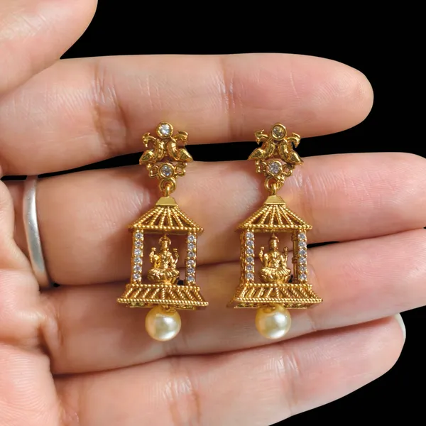 Gold_Plated_Brass_Temple_Jhumka_Earrings_With_Zircon_And_Pearl