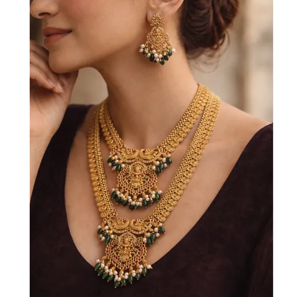 Gold_Plated_Kundan_Bridal_Necklace_Set_With_Green_Stones