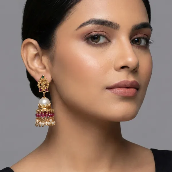 Pearl_&_Lakshmi_Jhumka_Earrings_Brass_Based_Micro_Gold_Plated