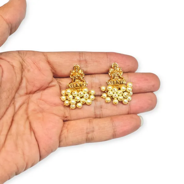 Antique_Gold_Plated_Goddess_Lakshmi_Pearl_Drop_Earrings