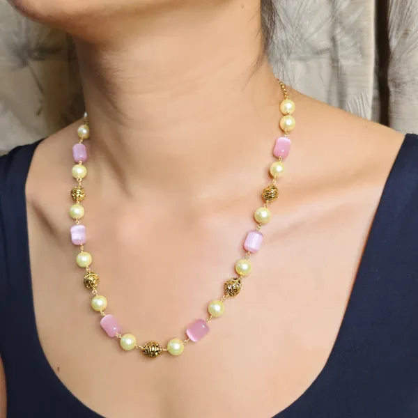 Gold_Plated_Pearl_And_Pink_Bead_Necklace_For_Women