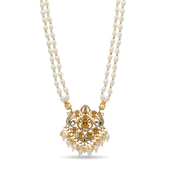 Temple_Jewellery_Pendant_With_Pearl_Beaded_Long_Necklace_