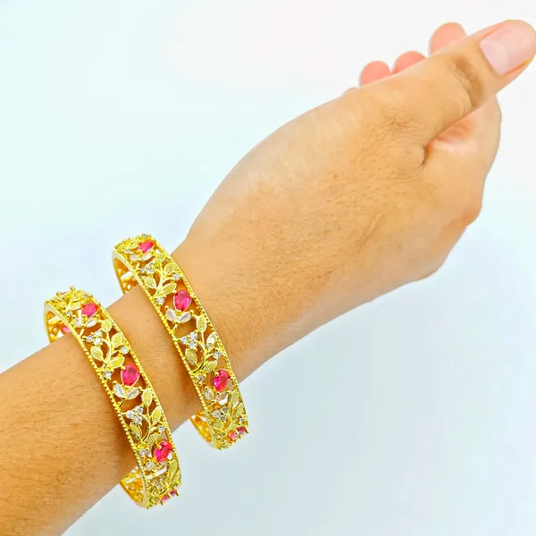Gold_Plated_Ruby_White_Stone_Embellished_Bangles_For_Women