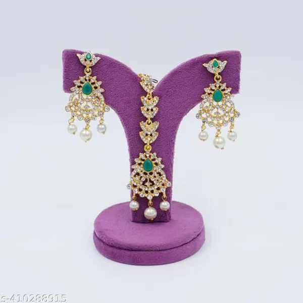 Golden_And_Green_Brass_And_Stones_Premium_Haram_Choker_Set_For_Women
