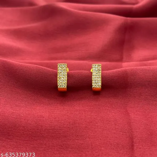 Golden_Alloy_Premium_Stud_Earrings_For_Women