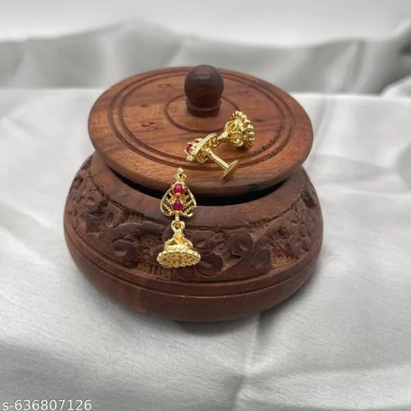 Golden_Alloy_Premium_Earrings_For_Women