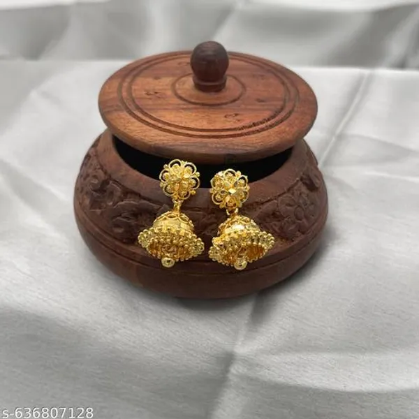 Golden_Alloy_Premium_Earrings_For_Women