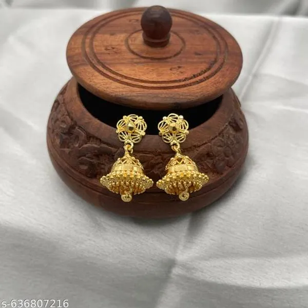 Golden_Alloy_Premium_Earrings_For_Women