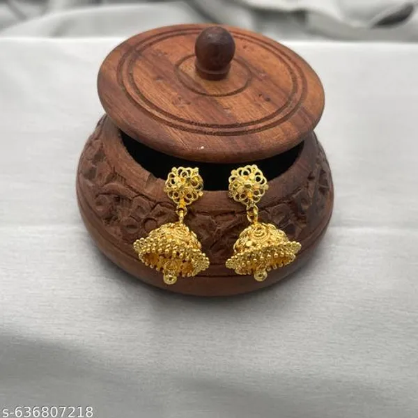 Golden_Alloy_Premium_Earrings_For_Women