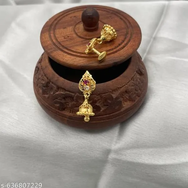 Golden_Alloy_Premium_Earrings_For_Women