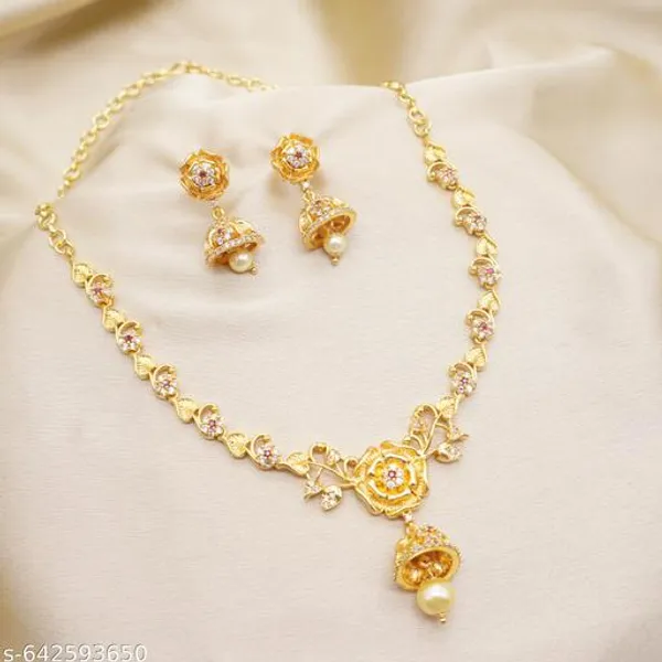 Golden_Alloy_Premium_Necklace_For_Women
