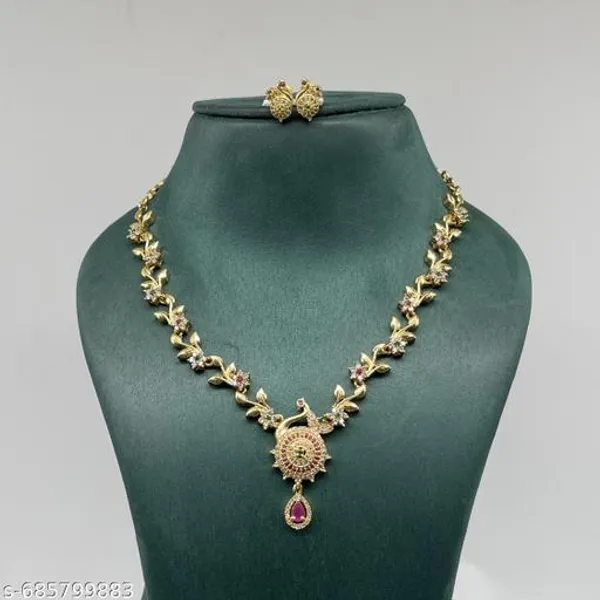 Golden_Alloy_Premium_Necklace_For_Women