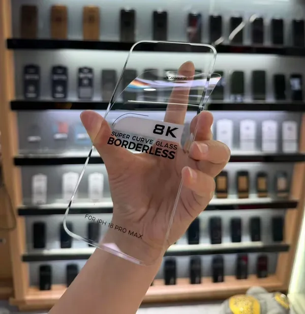 Borderless_Tempered_Glass_Combo_For_iPhone